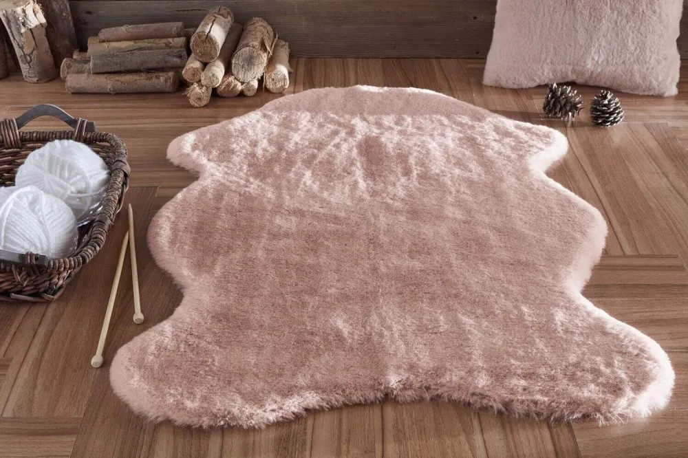 Faux Fur Tepih - staza u pink boji 100 x 140 (652MRN1125)