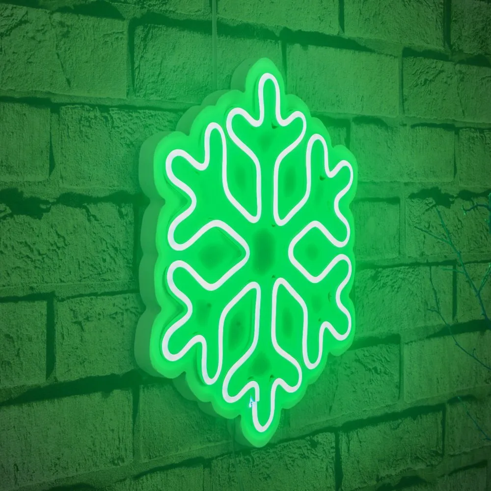 LED dekoracija Snowflake Green
