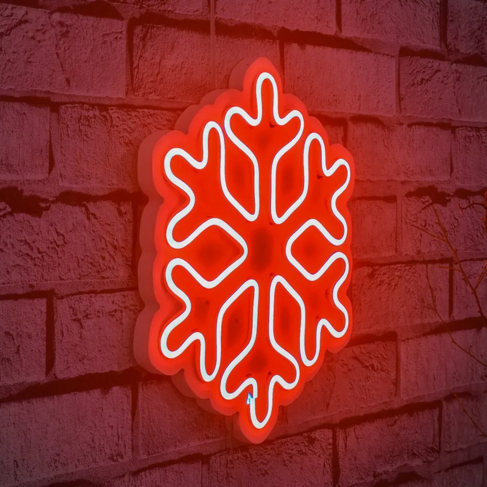 LED dekoracija Snowflake Red