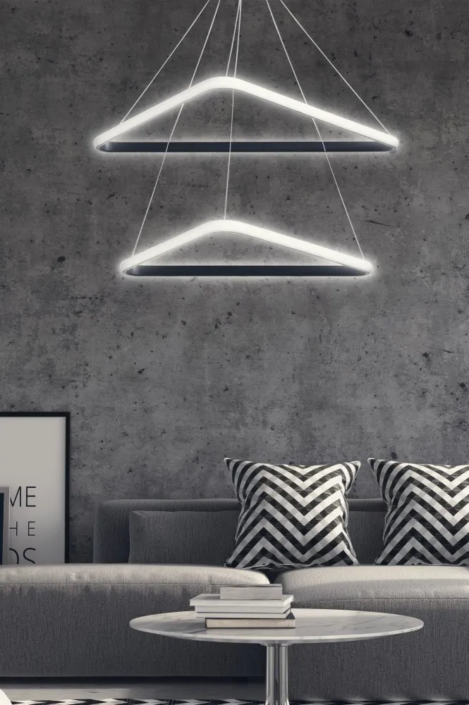 LED luster Duple Triangle Set Black Body White Light