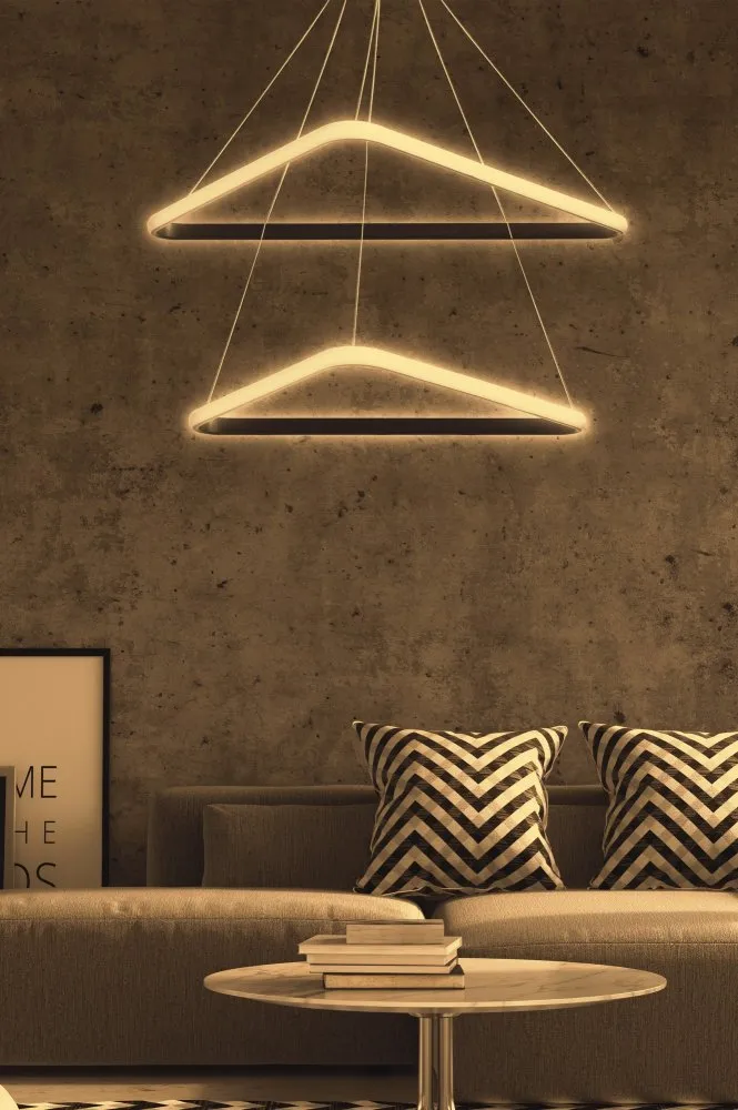 LED luster Duple Triangle Set Black Body Yellow Light
