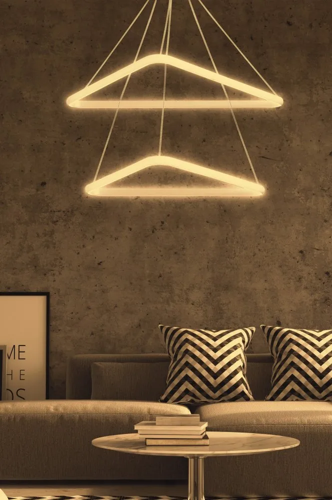 LED luster Duple Triangle Set White Body Yellow Light