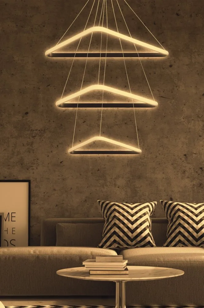 LED luster Trinity Triangle Set Black Body Yellow Light