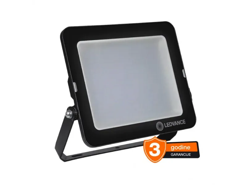 LED reflektor 135W hladno bela