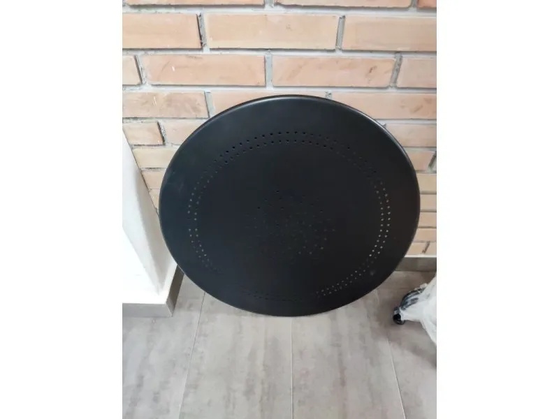 MOKA Baštenski sto okrugli crni OUTLET