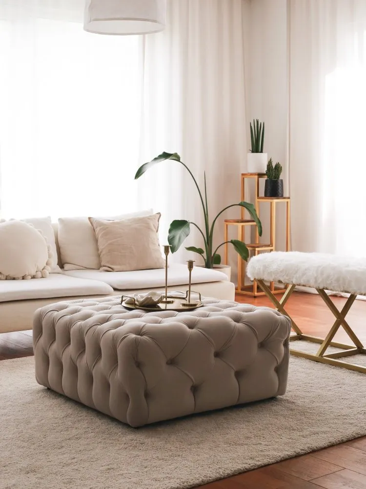 Tabure Chester Cream