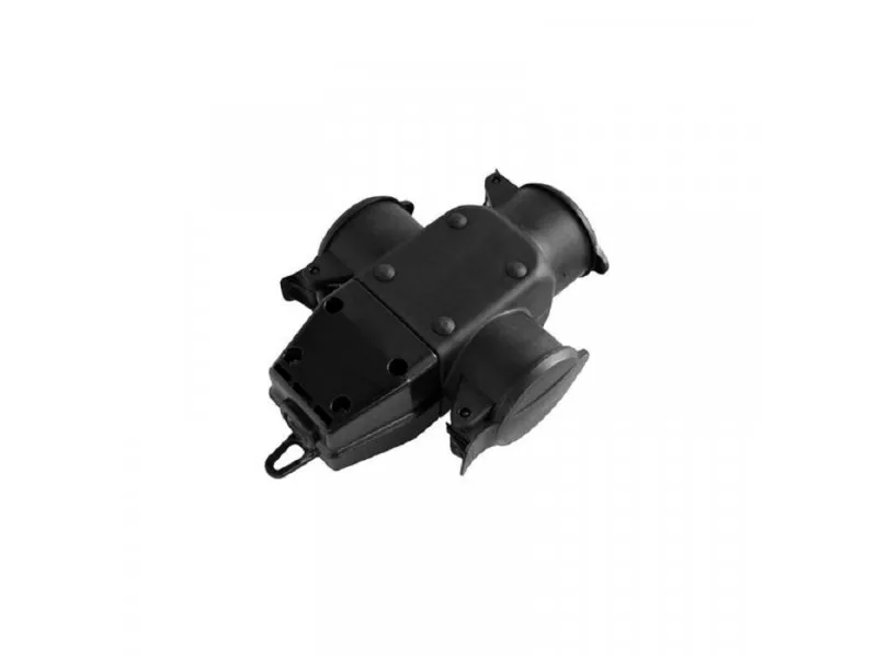 Trostruki razdelnik 16A 250V 2P+Z IP44 gumeni C240-501