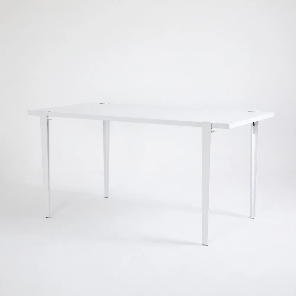 Trpezarijski sto Pineios White