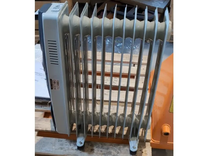 Uljni radijator 11 rebara sa ventilatorom YL-B07FT-11 OUTLET