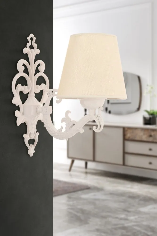 Zidna lampa Claire Cream White