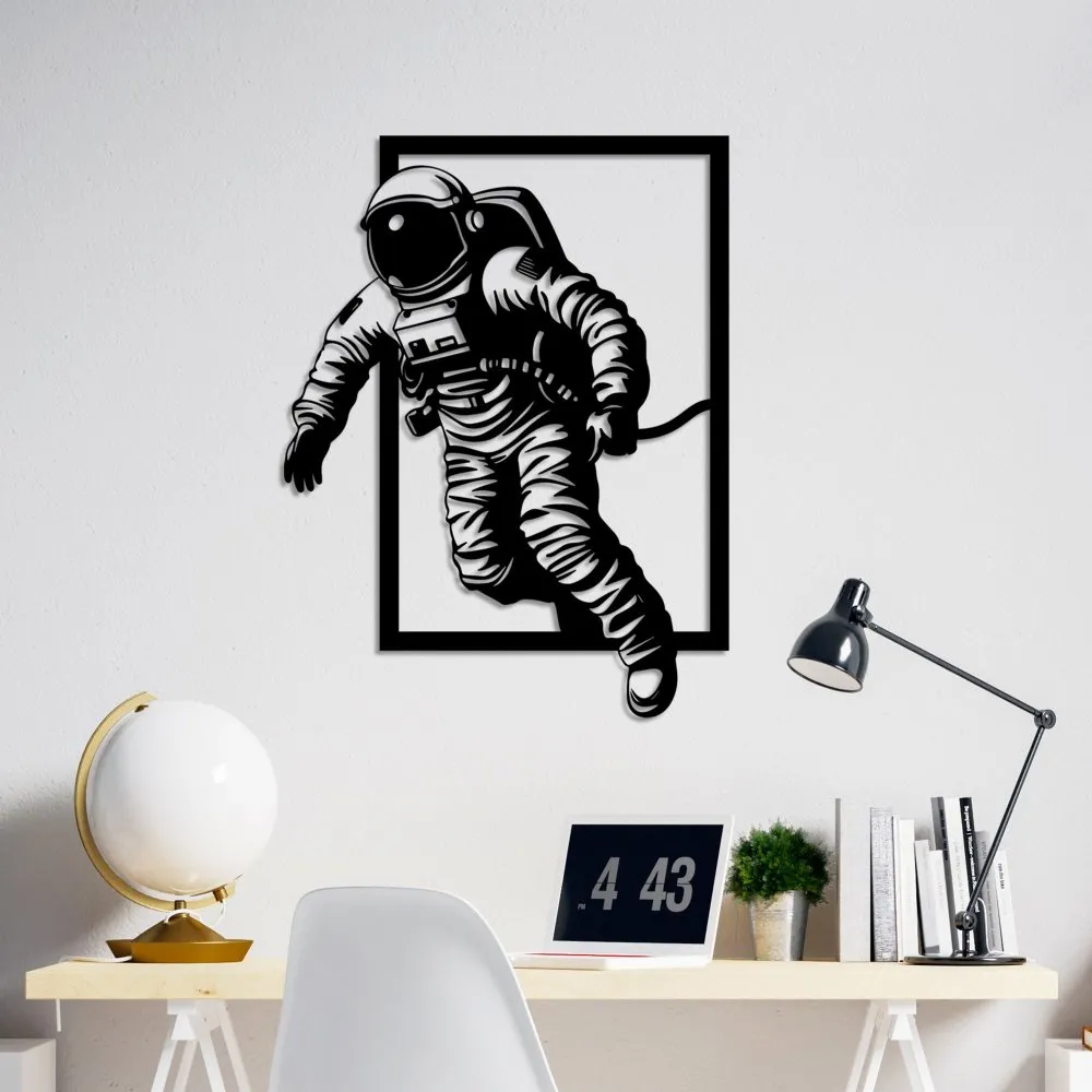 Dekorativni metalni zidni pribor Out Space 3 D crna boja