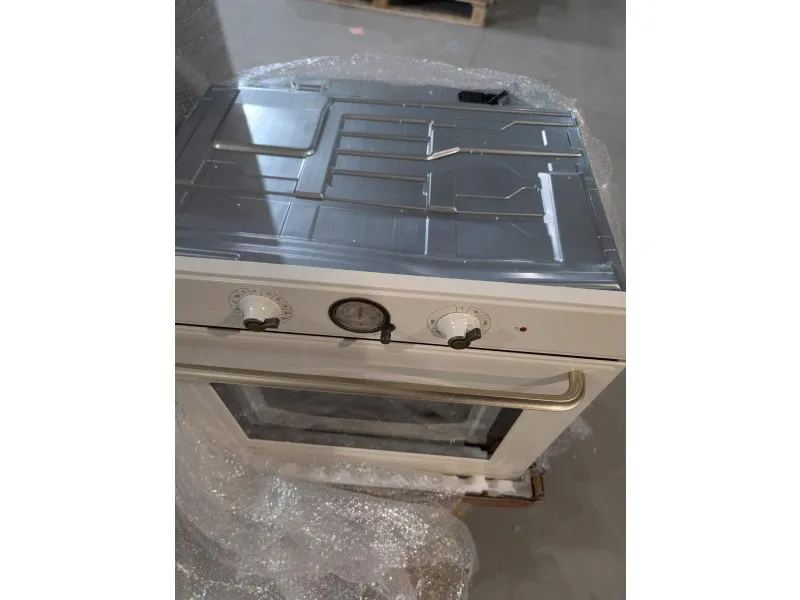 Ugradna rerna BOS67371CLI OUTLET
