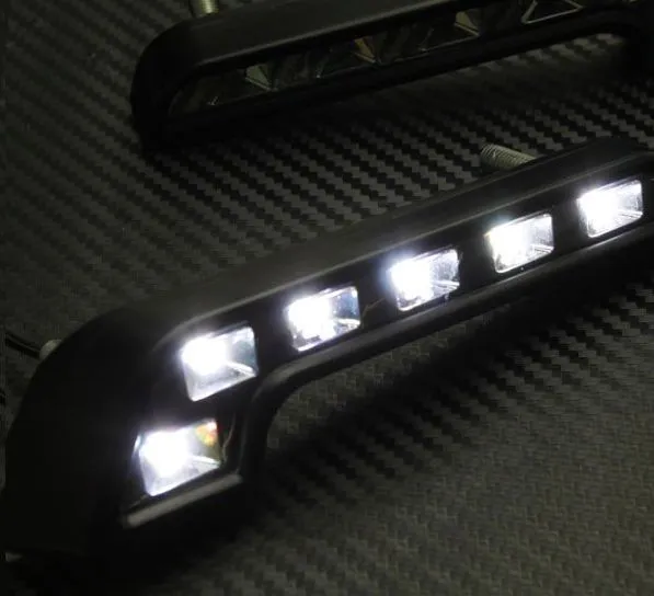 Dnevna svetla sa 6 LED dioda - PROSET VTT doo