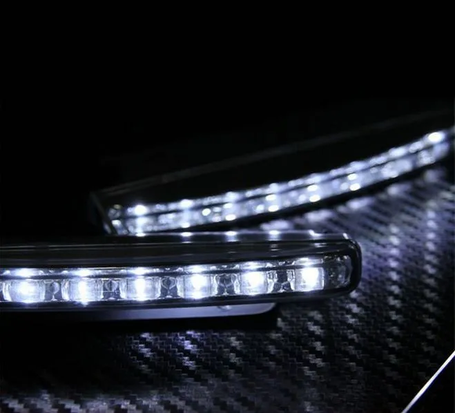 Dnevna svetla sa 8 LED dioda - PROSET VTT doo