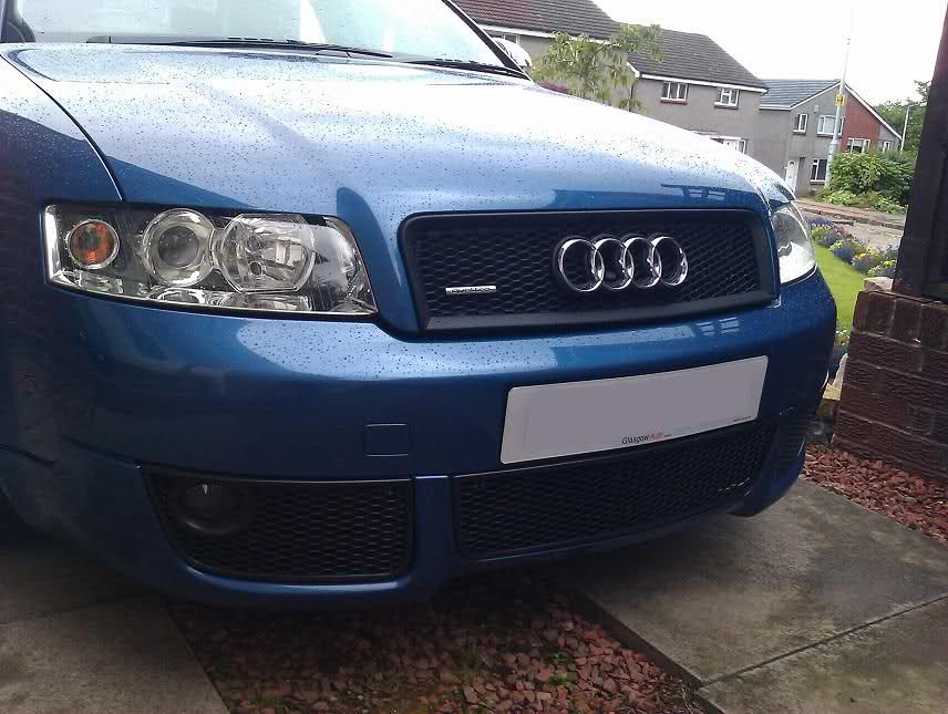 Maska bez znaka Audi A4 B6 (2001-2004) - RS look - PROSET VTT doo