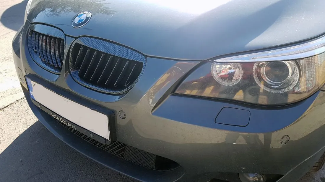 Rešetke - Bubrezi BMW E60  (2005-2008) - carbon F10 dizajn - PROSET VTT doo