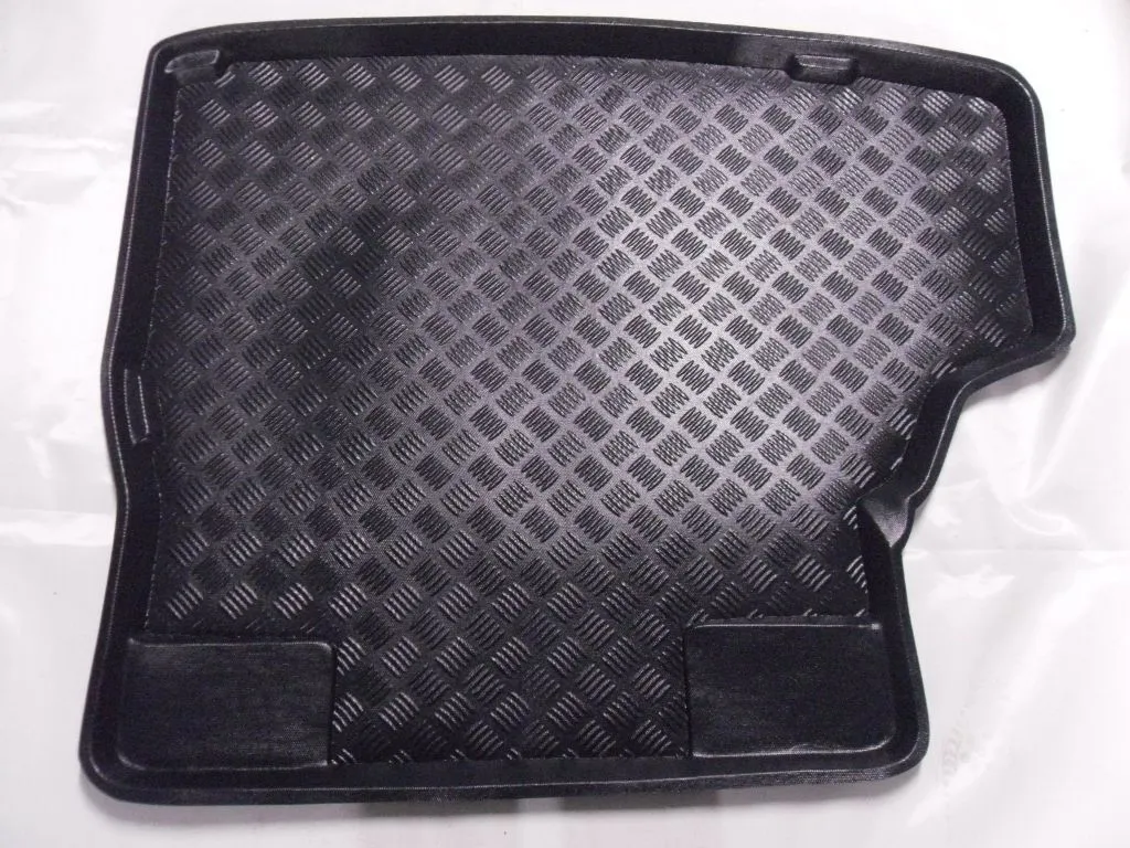 Tipska kadica za gepek BMW 3 E36 (1991-1998) Sedan - PROSET VTT doo