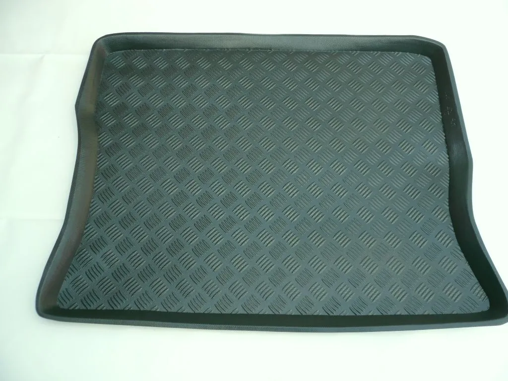 Tipska kadica za gepek VW Golf 3 (1992-1997) HB - PROSET VTT doo