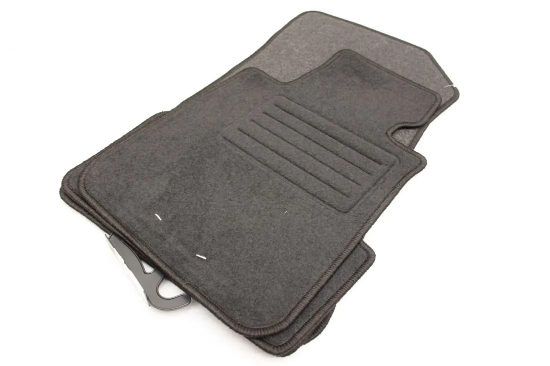 Tipske patosnice Petex tepih BMW 1 serija E87  (2004+) / BMW X1 E84 (2004-2015) - PROSET VTT doo