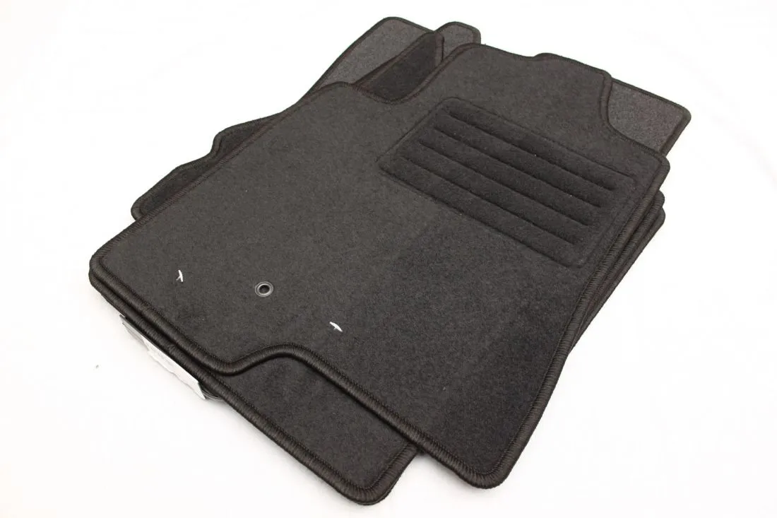 Tipske patosnice Petex tepih Mitsubishi Pajero Short (2000-2007) - PROSET VTT doo
