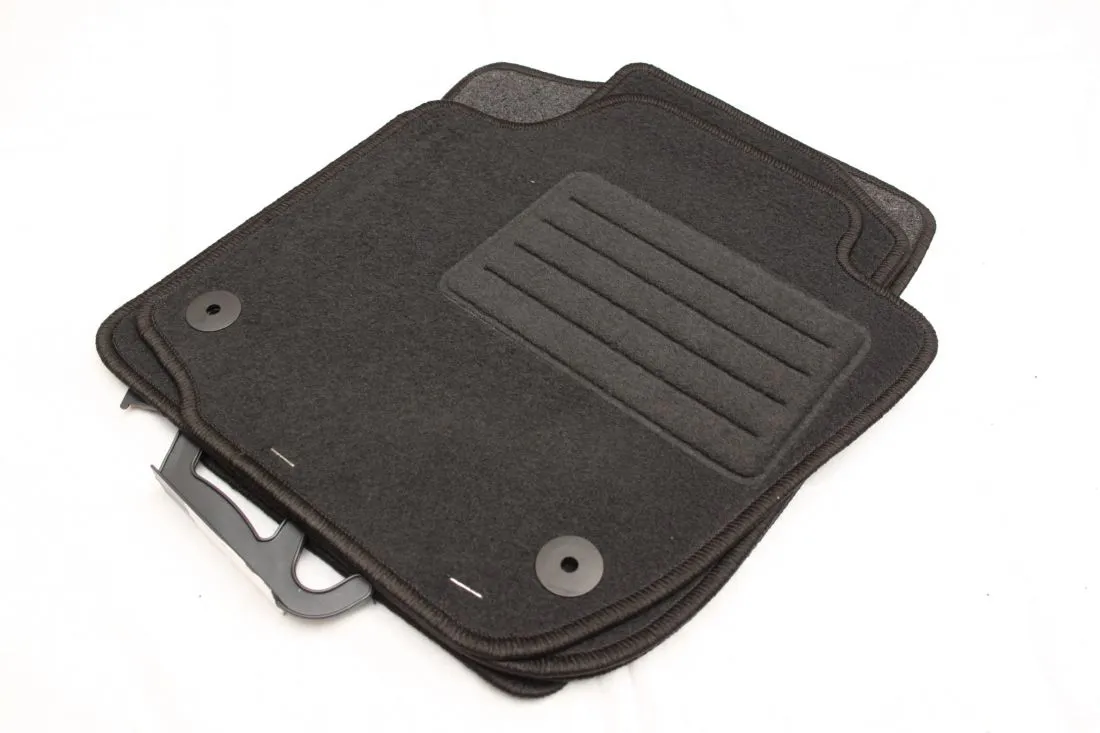 Tipske patosnice Petex tepih Skoda Rapid / Rapid Spaceback (2012-2019) - PROSET VTT doo