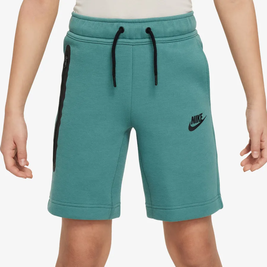 NIKE Šorc Tech