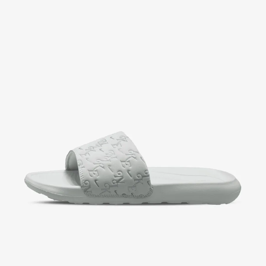 NIKE Papuče Victori One