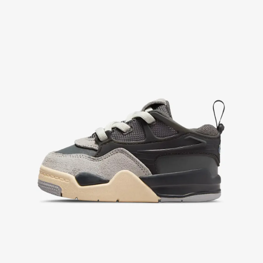 NIKE Patike Air Jordan 4 RM