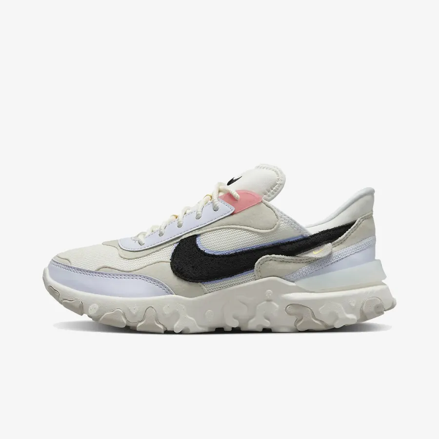 NIKE Patike React Revision