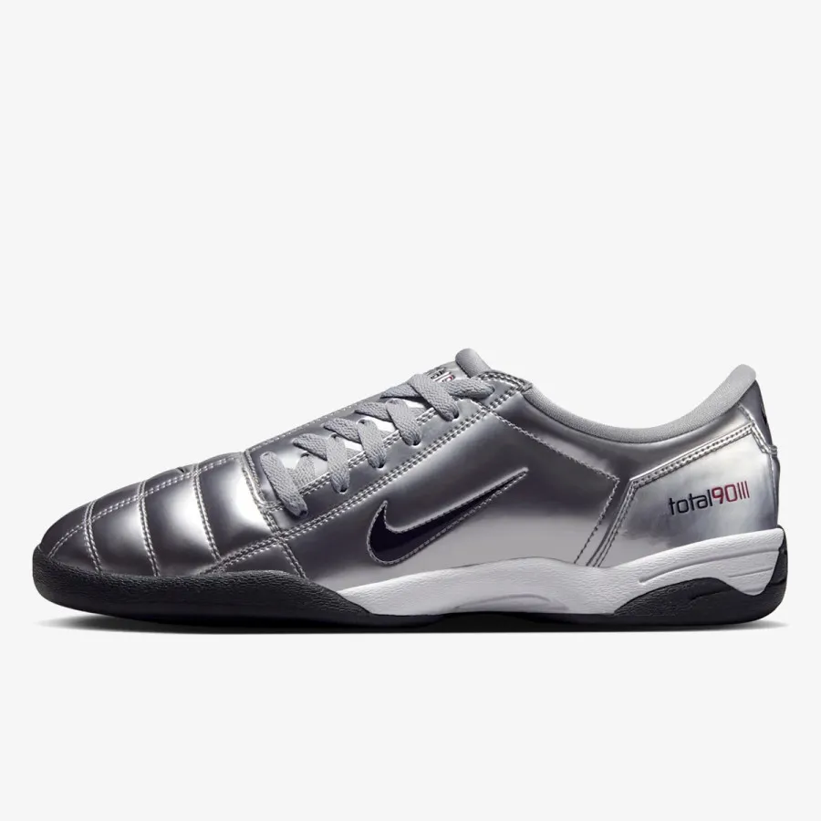 NIKE Patike Total 90