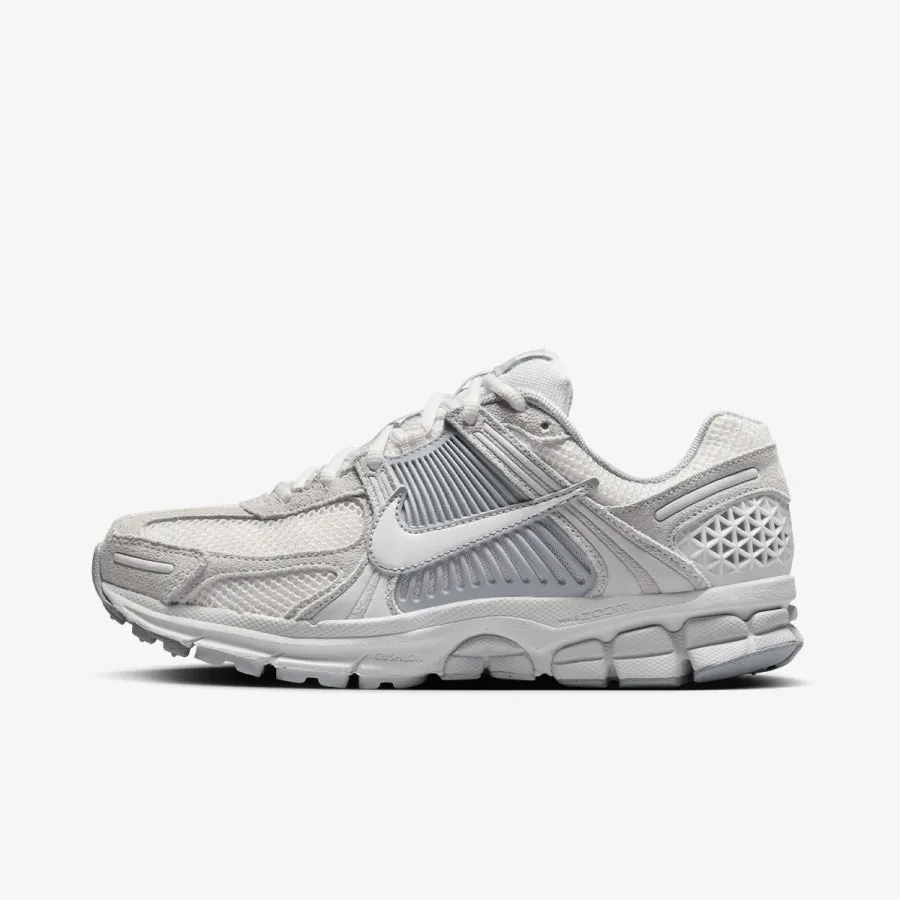 NIKE Patike W NIKE ZOOM VOMERO 5 SDE