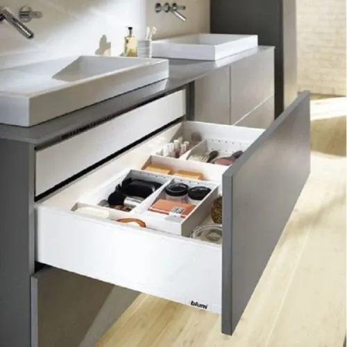 BLUM LEGRABOX STRANICA ZA VIS. C BELA 300MM SET