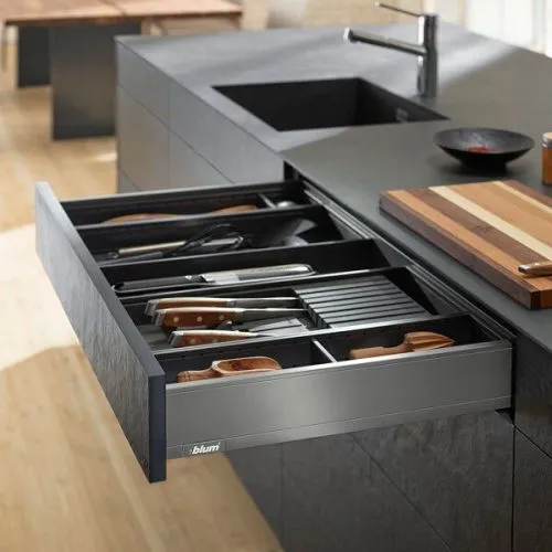 BLUM LEGRABOX STRANICA ZA VIS. M SIVA 450MM SET