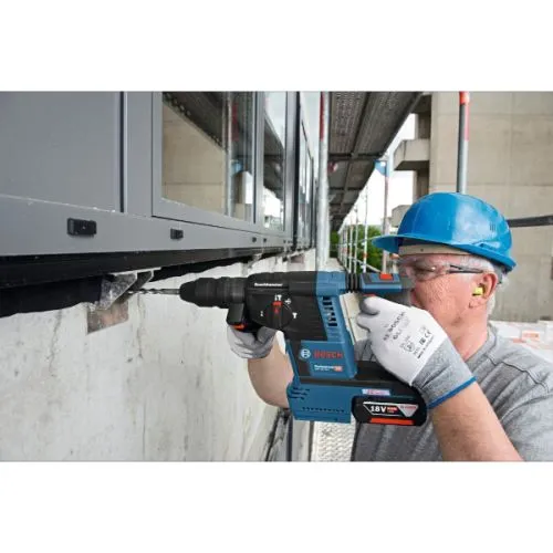 Bosch GBH 18V 26 aku pneumatski čekić 1x8Ah