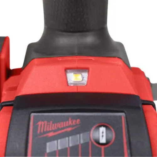 Milwaukee M18FPD3-502X aku bušilica odvrtač šrafilica 18V 5Ah 158Nm