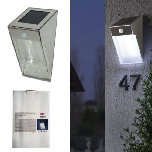 Solarna zidna svetiljka sa senzorom pokreta