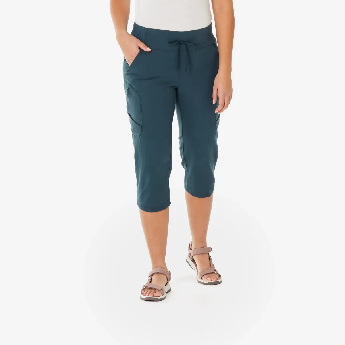 ŽENSKE KAPRI PANTALONE ZA PLANINARENJE NH500 - ZELENE