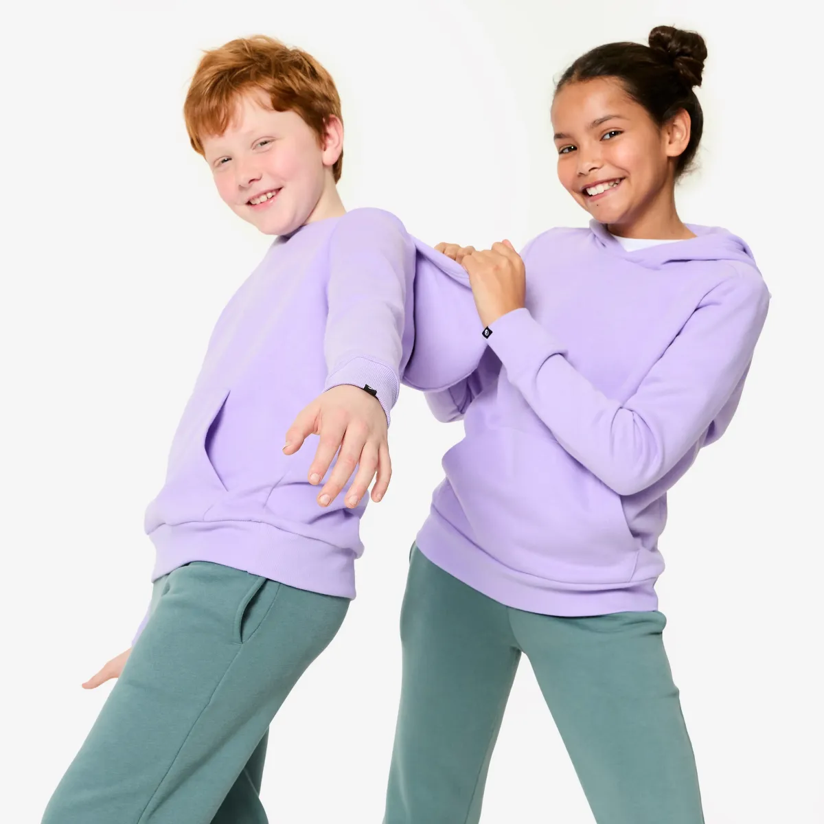 Ljubičasti dečji duks s kapuljačom