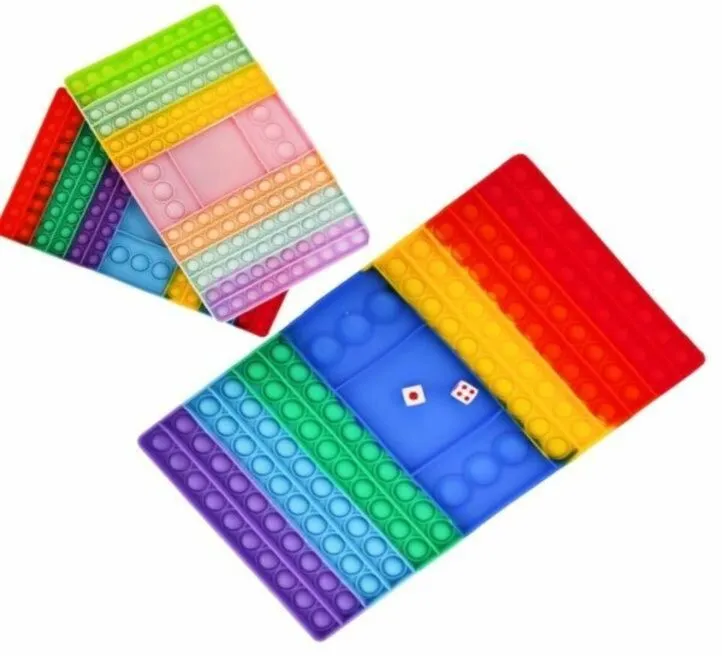 MILLA DRUŠTVENA IGRA - POP IT GAME SA KOCKICAMA 11/70310