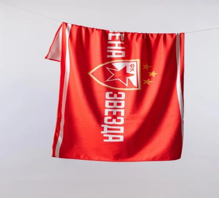 PLAZNI PEŠKIR CRVENA ZVEZDA 70 CM X 140 CM-LOGO