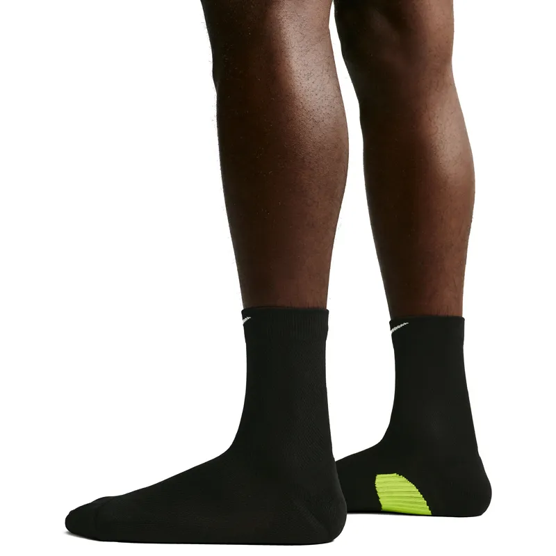 NIKE CARAPE MD WT RUN MCRW 168 1 PAR