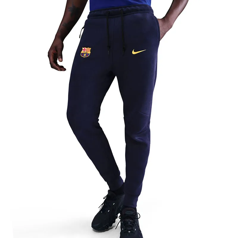 NIKE TRENERKA D. DEO FCB MNSW TECH FLC JGR PANT ZA MUŠKARCE