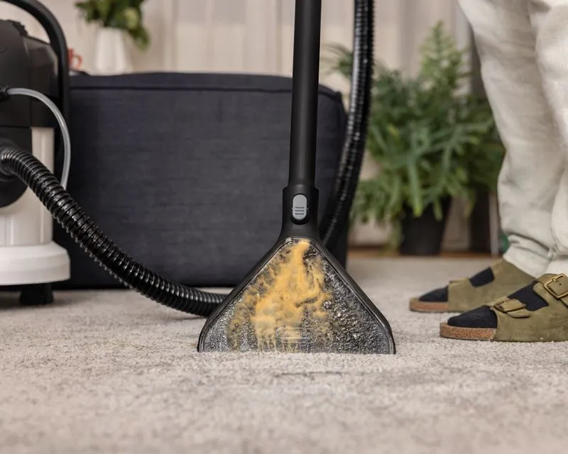 KARCHER SE 4  PLUS Usisivač za suvo i mokro usisavanje