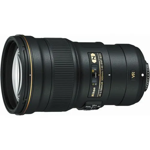 Nikon OBJEKTIV 300mm f/4 PF ED VR AF-S