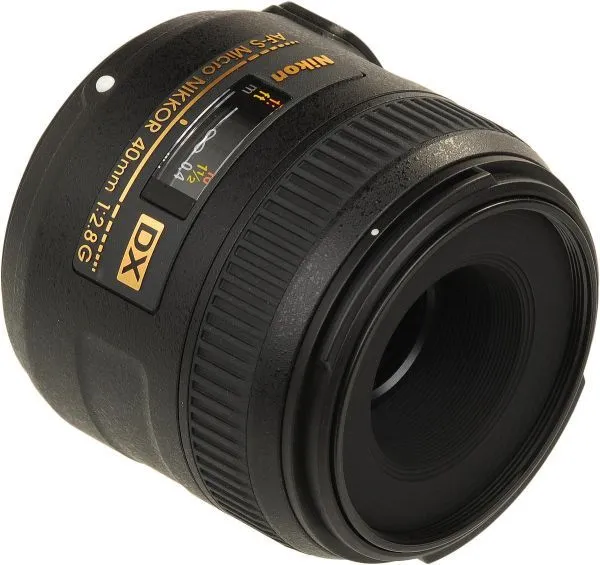 Nikon OBJEKTIV AF Fiksni 40mm f/2,8G ED AF-S Micro