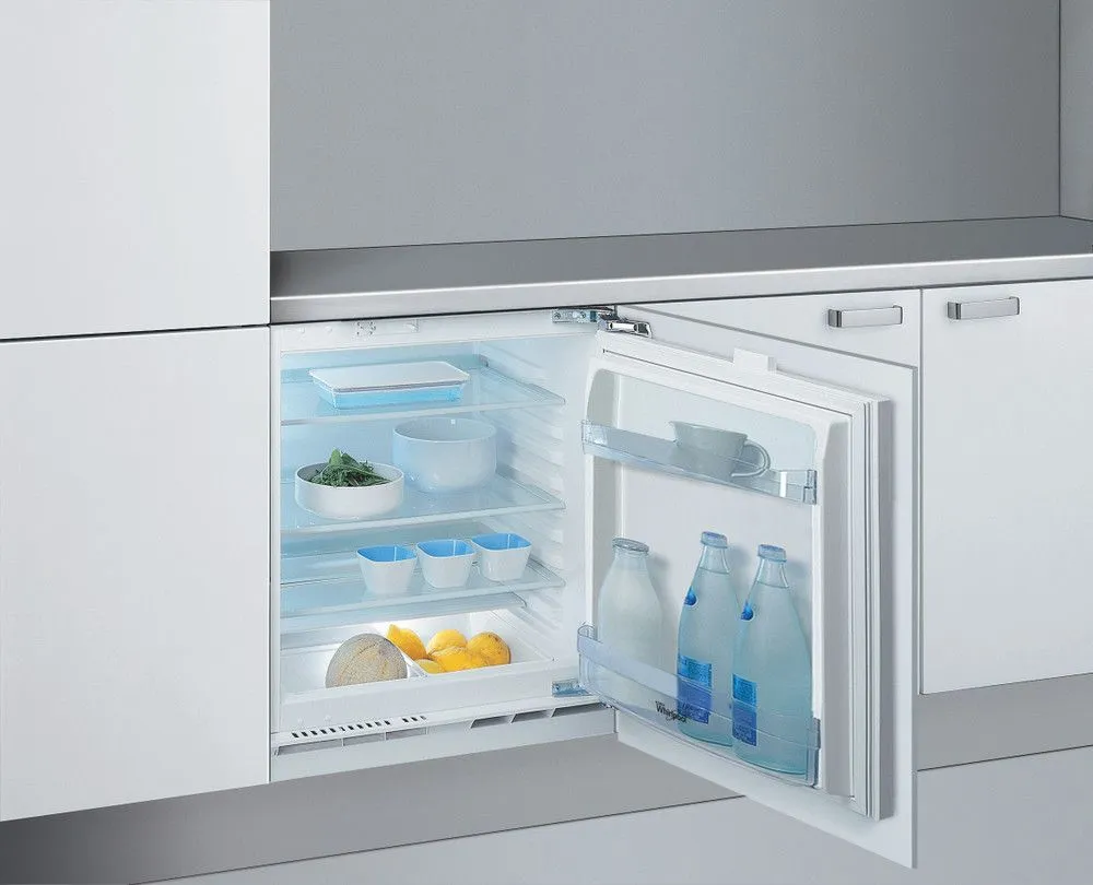 Whirlpool UGRADNI FRIŽIDER ARG 585