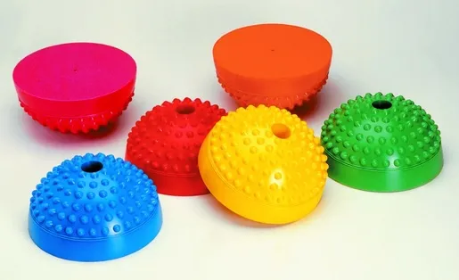 Ledraplastic - Ježasta multiaktiv polulopta