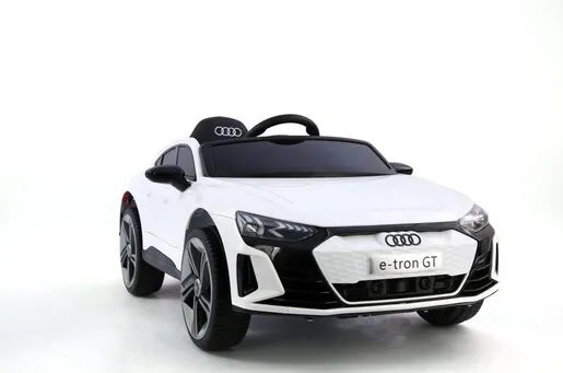 Licencirani Audi RS E-TRON GT 2216