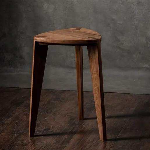 Meda furniture Drvena hoklica Brest M