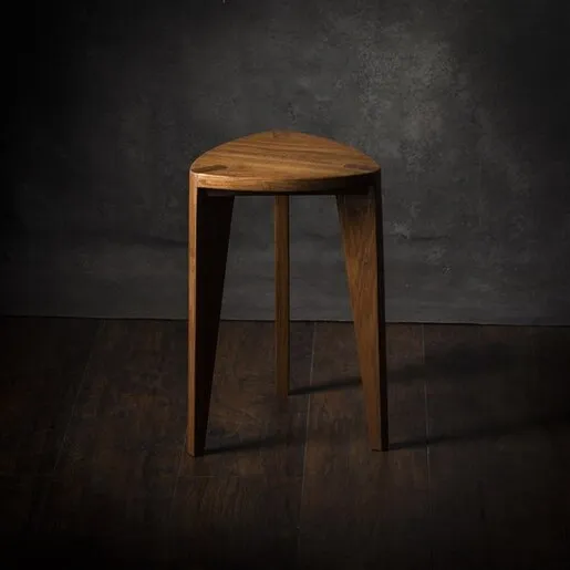 Meda furniture Drvena hoklica Orah M